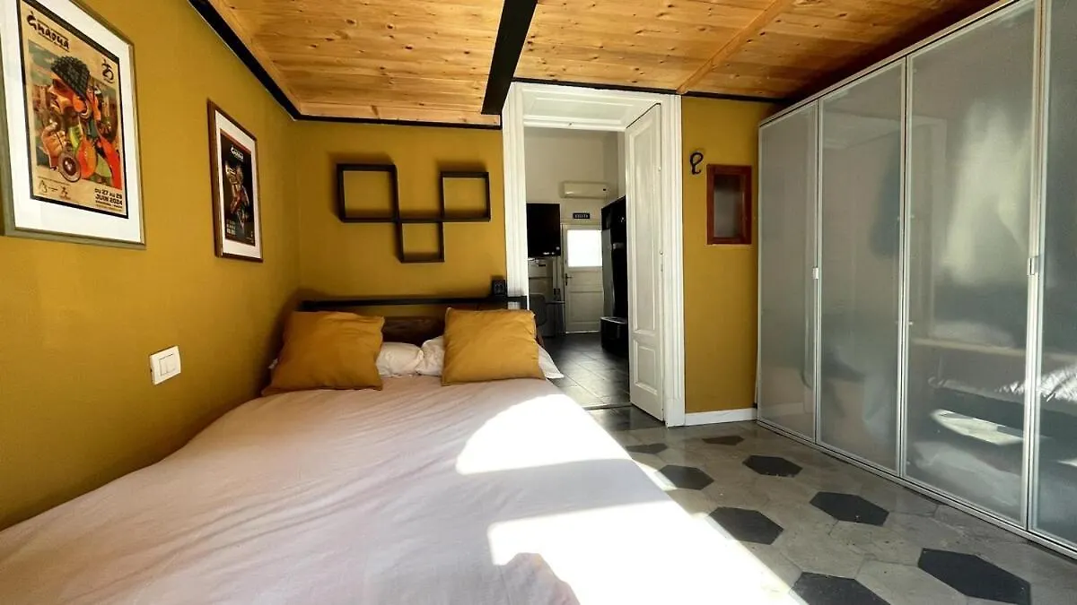 Stylish Duplex On Two Levels 15 Mins From Duomo Lägenhet