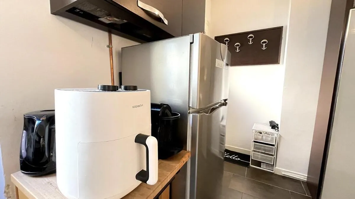 Stylish Duplex On Two Levels 15 Mins From Duomo Italien